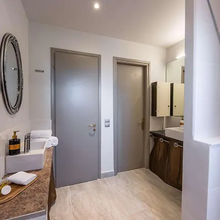 Spacious 2-Bdrm Apt At Filopappou Hill In Koukaki! Athene Buitenkant foto