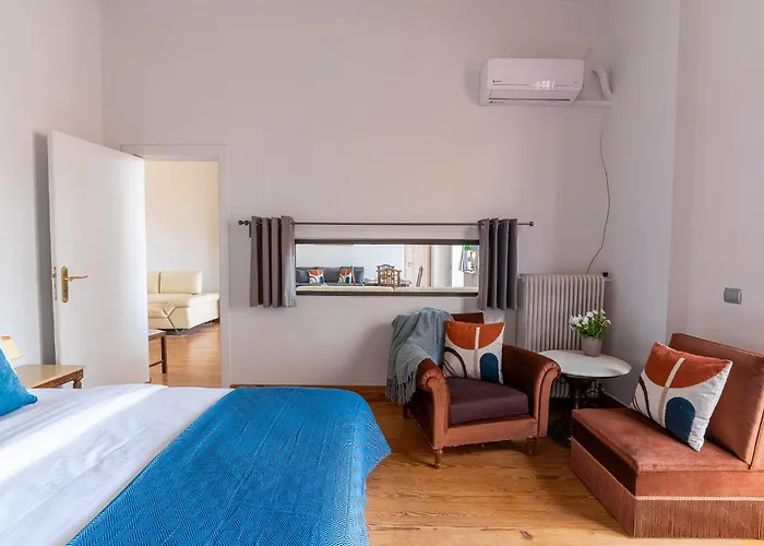 Spacious 2-Bdrm Apt At Filopappou Hill In Koukaki!