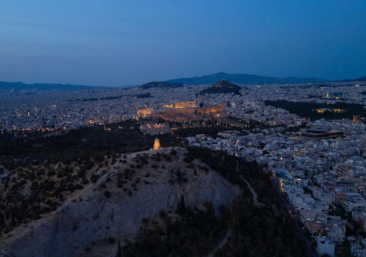 Spacious 2-bdrm At Filopappou Hill In Koukaki! Athens