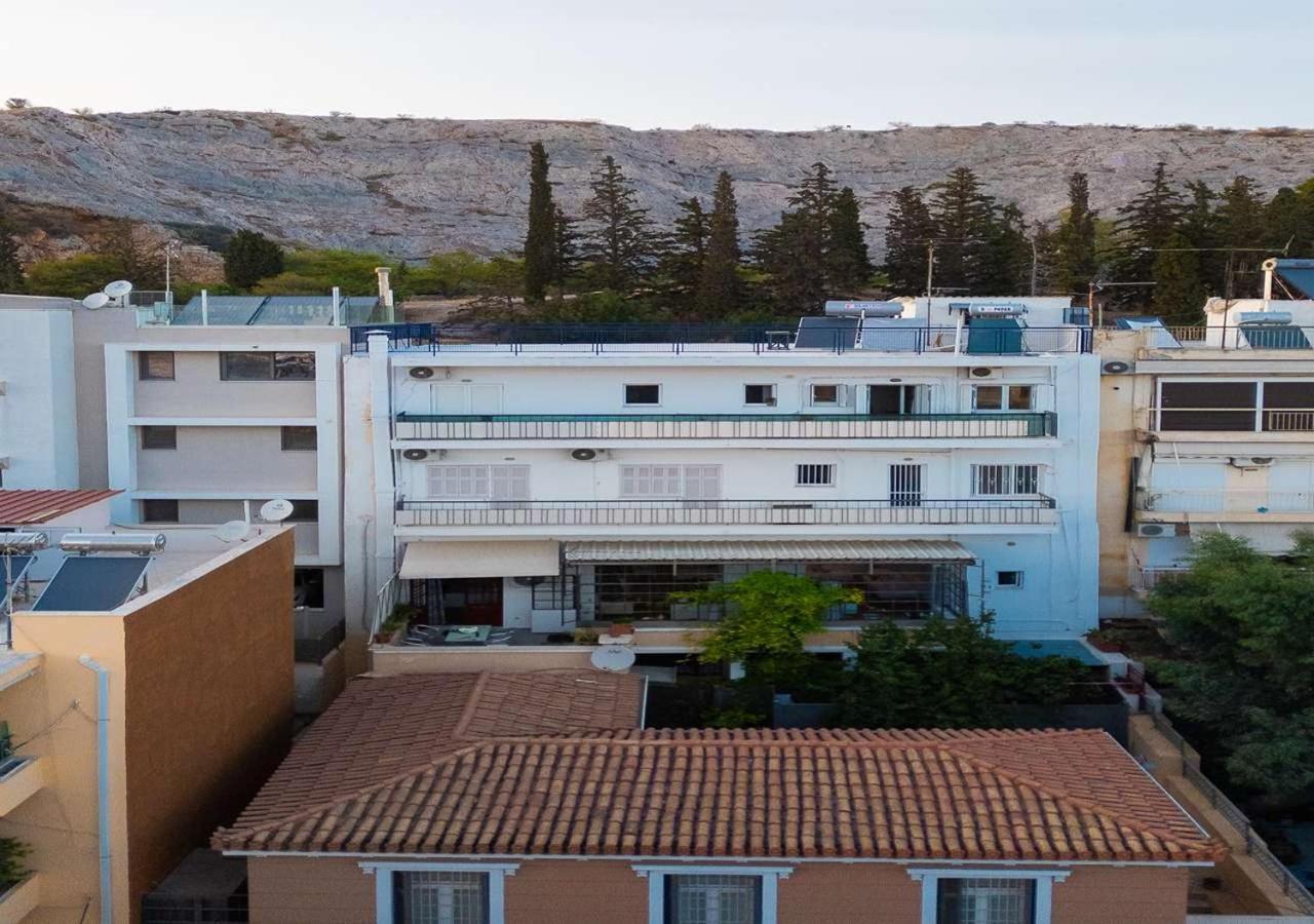 Spacious 2-bdrm At Filopappou Hill In Koukaki! Apartment