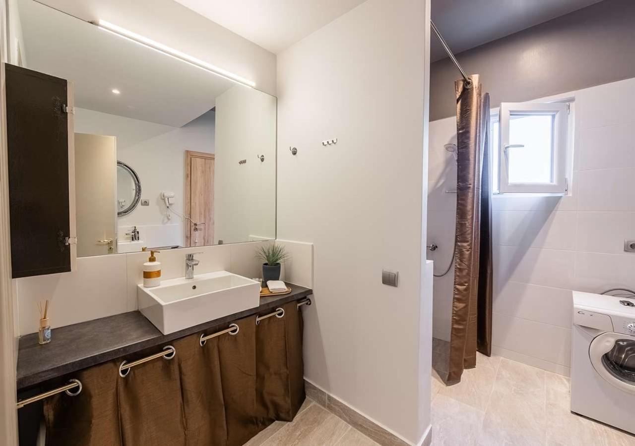 Spacious 2-bdrm At Filopappou Hill In Koukaki! * Athens