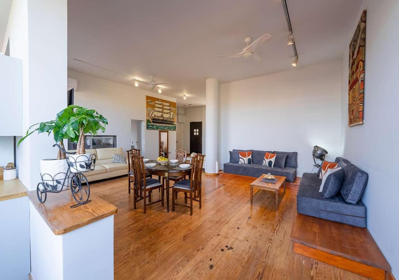 Spacious 2-bdrm At Filopappou Hill In Koukaki! Apartment