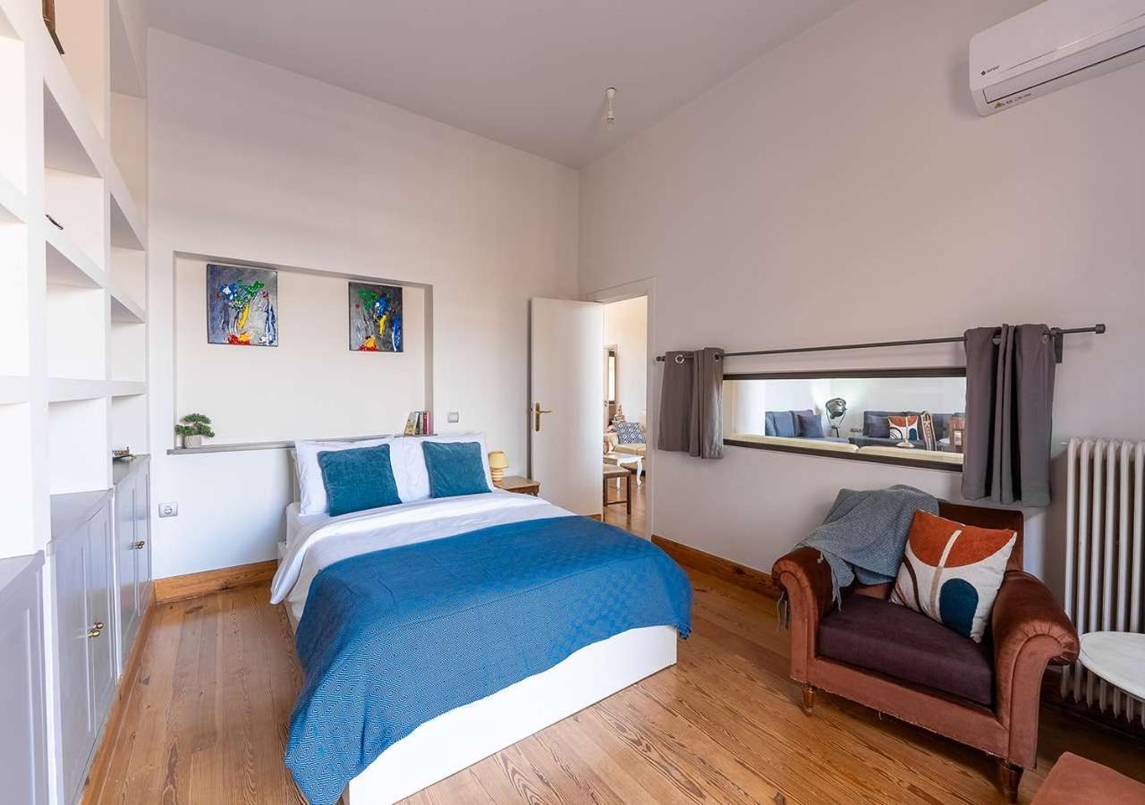 Apartment Spacious 2-bdrm At Filopappou Hill In Koukaki! *